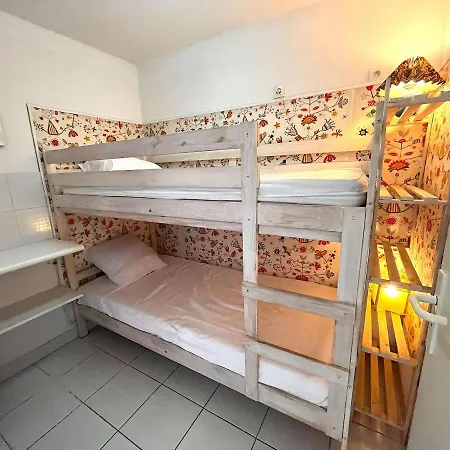 Studio/cabine A 80m De La Avec Terrasse, Jardinet Et Garage - - Fr-1-226b-140 Apartament *