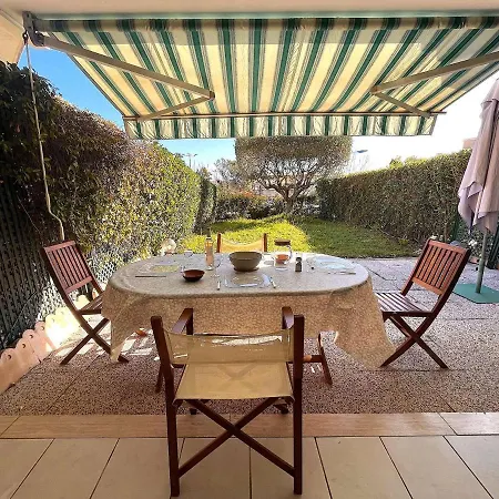 Apartament Studio/cabine A 80m De La Avec Terrasse, Jardinet Et Garage - - Fr-1-226b-140